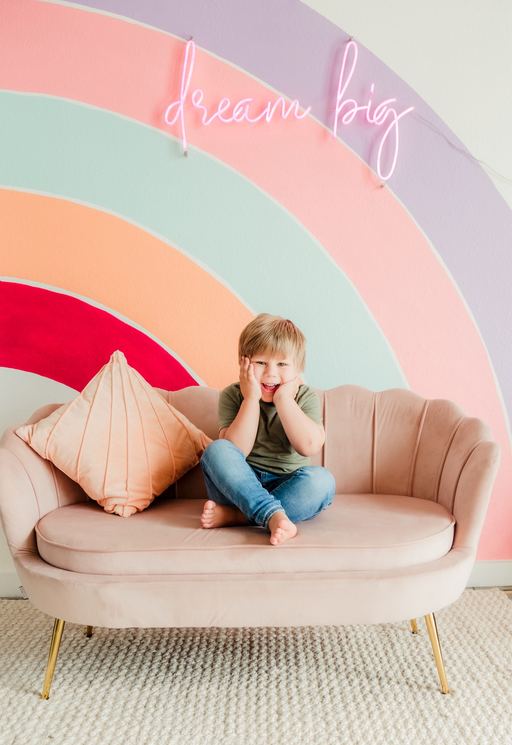 alyssa-henson-qAt4s35u8Hw-unsplash